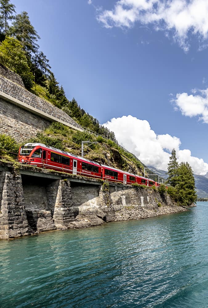 Die Kleine Rote die Bernina-Bahn